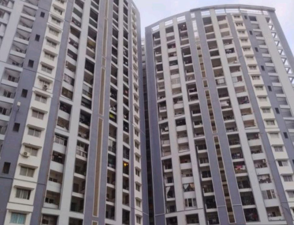 Golden Grand Apartments