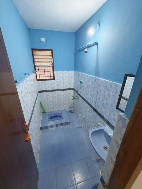 2 BHK Flat In Grace Apartment  For Sale  In Viswakarma Apartments