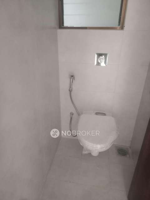 1 BHK Flat In Roshan Milestone For Sale  In Tathawade