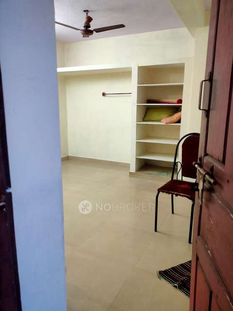 1 RK House for Rent  In  Vadapalani