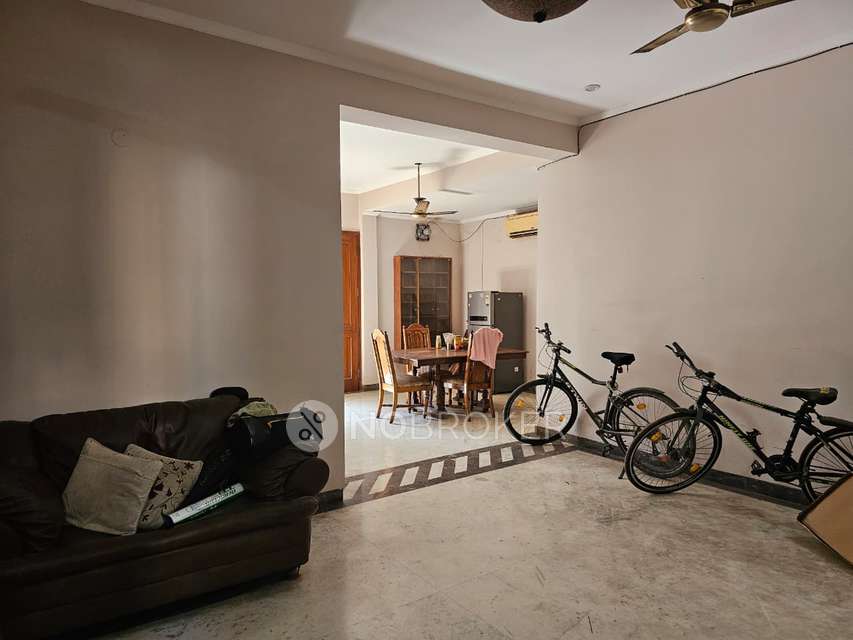 1 BHK House for Rent  In Sector 40