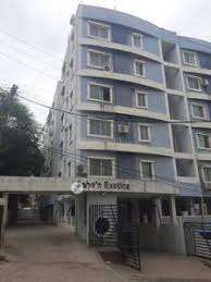 2 BHK Flat In Golden Heights for Rent  In Pv Narasimha Rao Expy