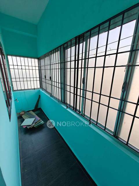 2 BHK Flat In Karthik Apartment, Hasthinapuram For Sale  In Chromepet