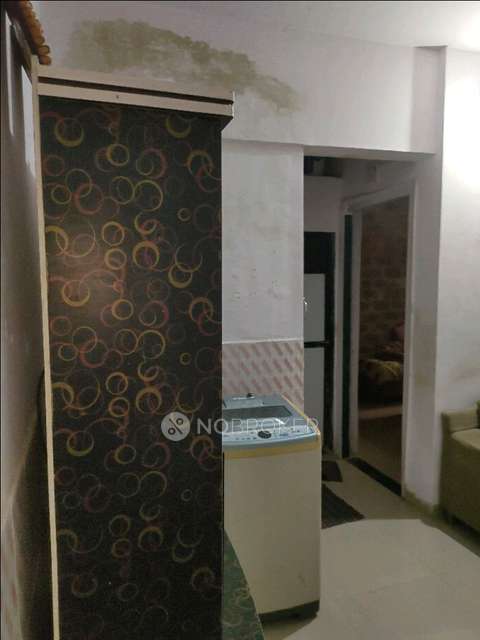 1 BHK Flat In Devdarshan Ghodbunder Road Thane For Sale  In Thane West