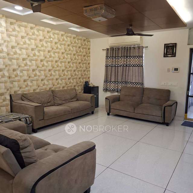 4 BHK Flat In Vasavi Shanthinikethan For Sale  In Whitefields