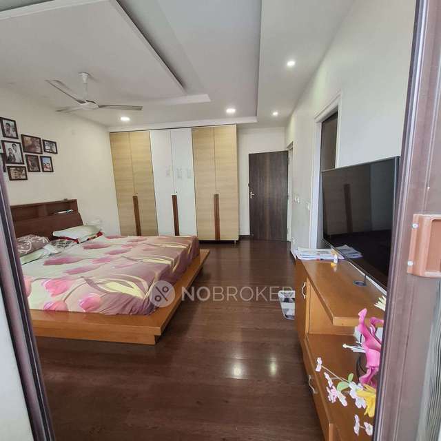 4 BHK Flat In Vasavi Shanthinikethan For Sale  In Whitefields