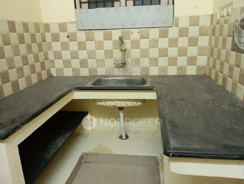 2 BHK Flat In Shri Seshadri Brindavan For Sale  In Perungalathur