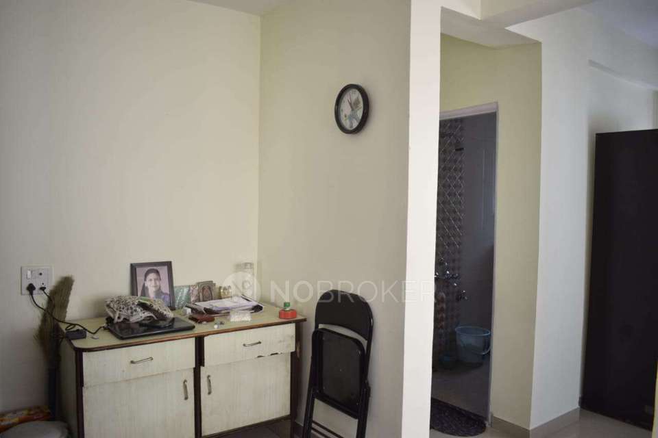 1 RK Flat In Om Sidhi For Sale  In Kirkatwadi
