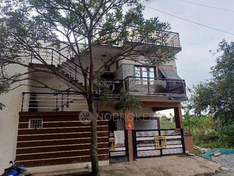 4+ BHK House For Sale  In Hosakote