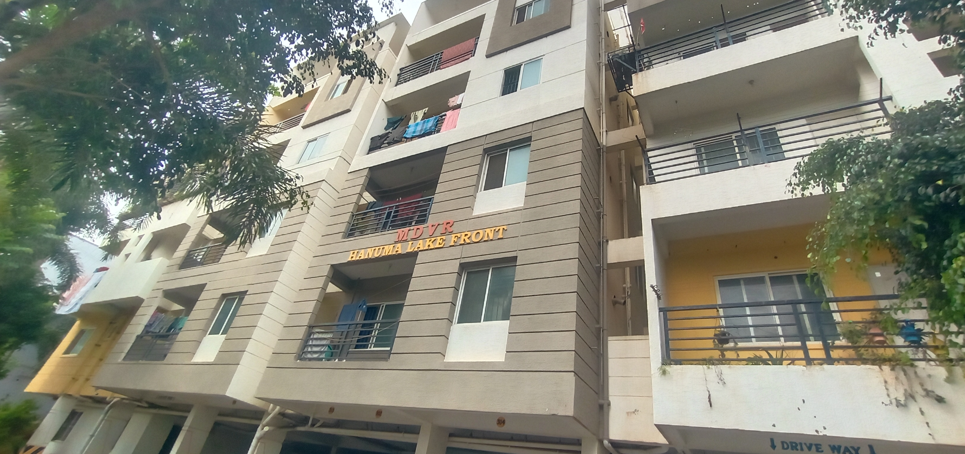 Mdvr Hanuma Lake Front