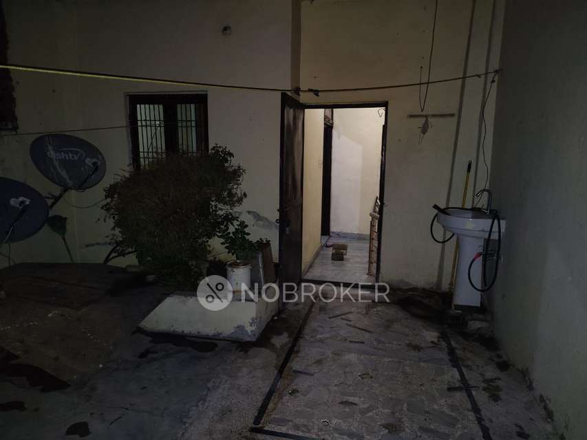 1 BHK House for Rent  In Lal Kuan