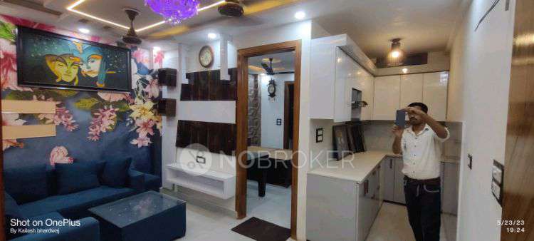 2 BHK Flat In Standalone Building	 For Sale  In Uttam Nagar