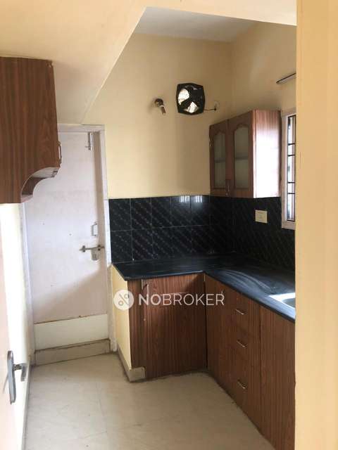 2 BHK Flat In Sri Ayyan Sabari Nivas For Sale  In Mugalivakkam