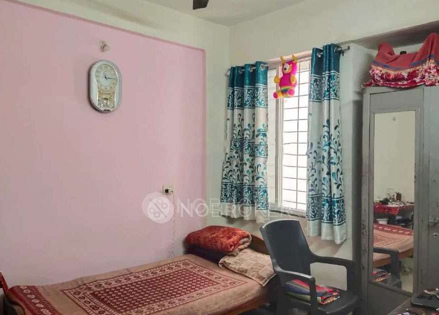 2 BHK Flat In Lotus Housing Society, Lotus Housing Society For Sale  In Lotus Garden Society