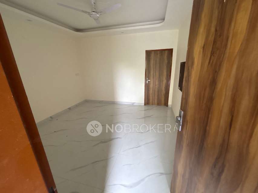 1 BHK House for Rent  In Sector 24