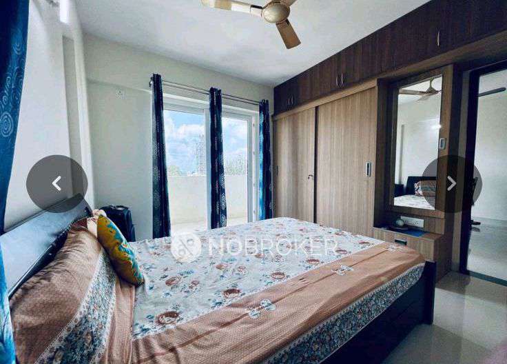 Single Room for Female In 2 BHK  In Parimala Skyview In Whitefield