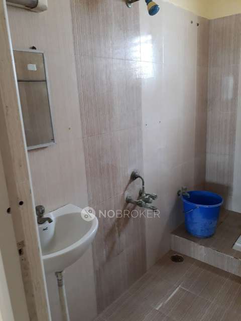 3 BHK Flat In Sri Sai Shelters Apartment  For Sale  In Thoraipakkam