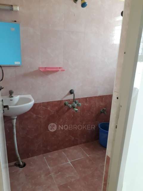 3 BHK Flat In Sri Sai Shelters Apartment  For Sale  In Thoraipakkam