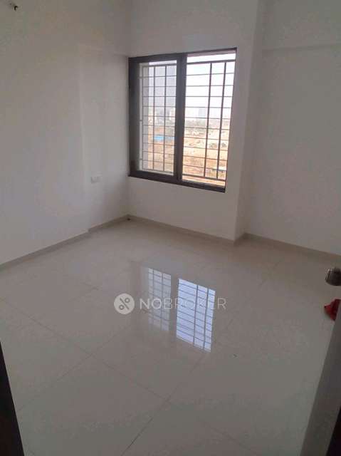 2 BHK Flat In Roshan Milestone for Rent  In Wakad