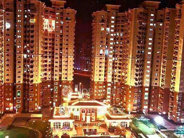 2 BHK Flat In The Hyde Park For Sale  In Sector 78