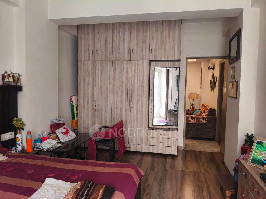4 BHK Flat In Platinum 321 For Sale  In Raj Nagar Extension