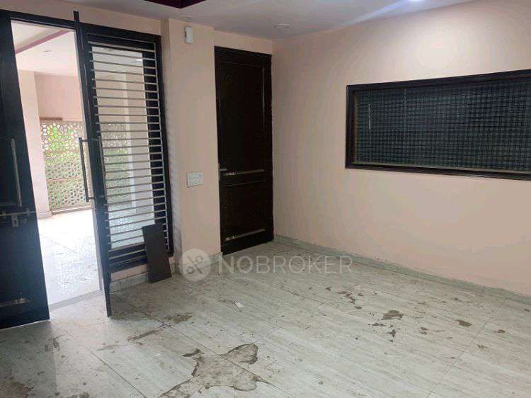 3 BHK Flat In Vasudev Apartment For Sale  In Nehru Nagar