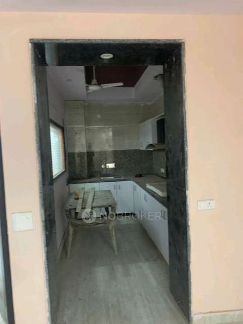 3 BHK Flat In Vasudev Apartment For Sale  In Nehru Nagar