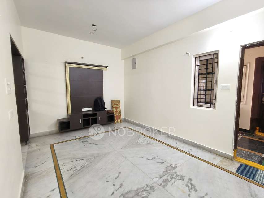 2 BHK Flat In Concrete Sarigama For Sale  In Manikonda