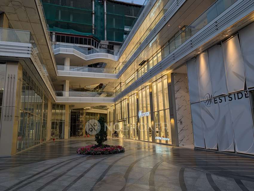 Shop in Sector 57, Gurgaon for sale 