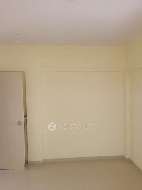 2 BHK Flat In Gango Chs For Sale  In Yogi Nagar, Borivali West
