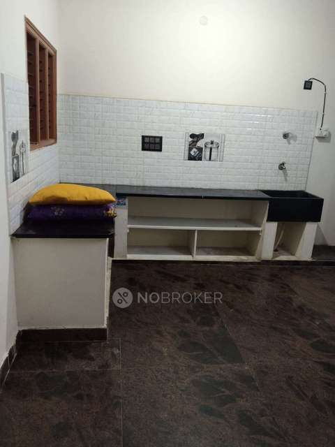 1 BHK Flat In P C Paradise for Rent  In Qpgm+v8c, Madivala, Bengaluru, Karnataka 562166, India