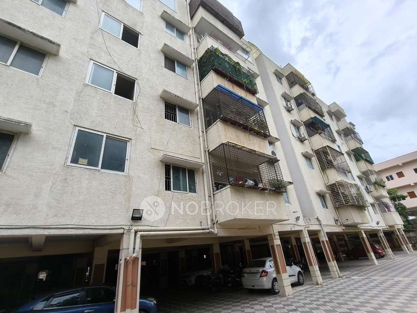 2 BHK Flat In Sm Sai Hills For Sale  In Manikonda