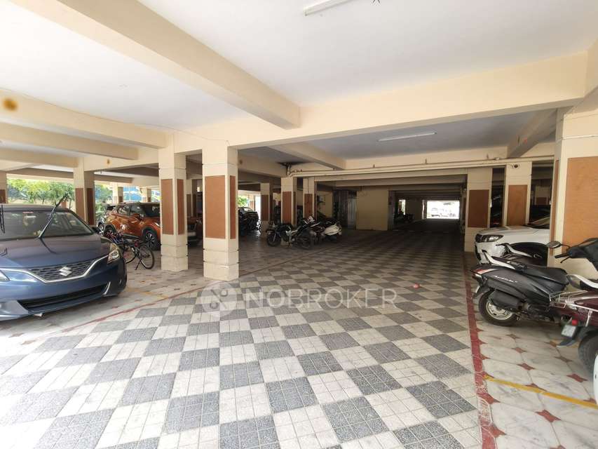 2 BHK Flat In Sm Sai Hills For Sale  In Manikonda