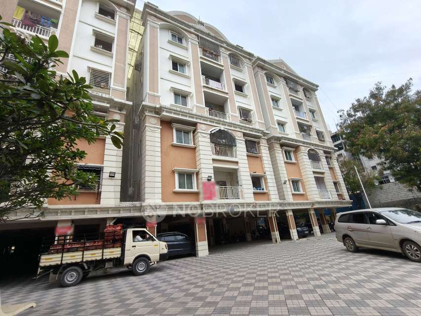 2 BHK Flat In Sm Sai Hills For Sale  In Manikonda