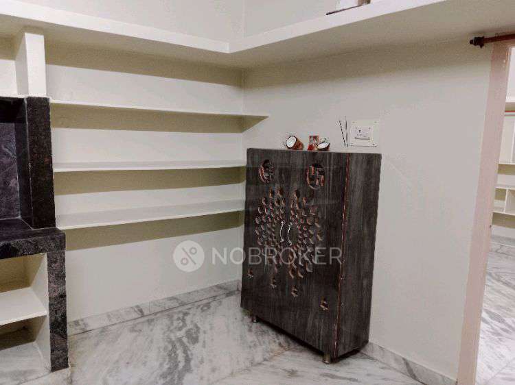 2 BHK Flat In Sai Shiva Residency Chandanagar for Rent  In Midland Bakers - Chandanagar