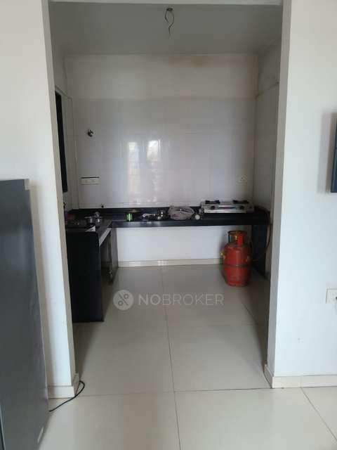 2 BHK House for Rent  In The Crown Greens - Old Building