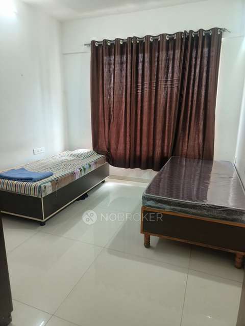 2 BHK House for Rent  In The Crown Greens - Old Building