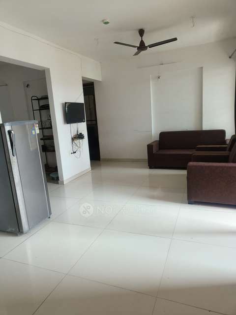 2 BHK House for Rent  In The Crown Greens - Old Building