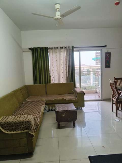 2 BHK House for Rent  In The Crown Greens - Old Building
