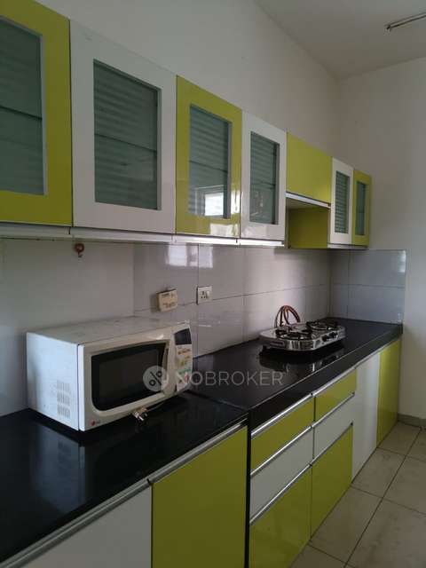 2 BHK House for Rent  In The Crown Greens - Old Building