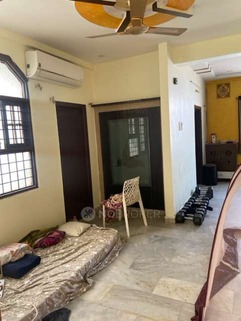 2 BHK Flat In Krishna Leela Arcade For Sale  In Seethaphalmandi Rd