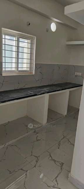 2 BHK Flat In Visnaves Sai Brindavanam Apartment for Rent  In Bowrampet