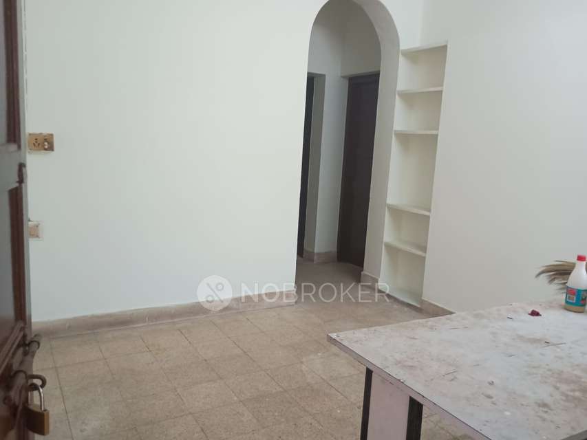 2 BHK Flat In Tnhb Hig Flat, Maduravoyal for Rent  In Maduravoyal