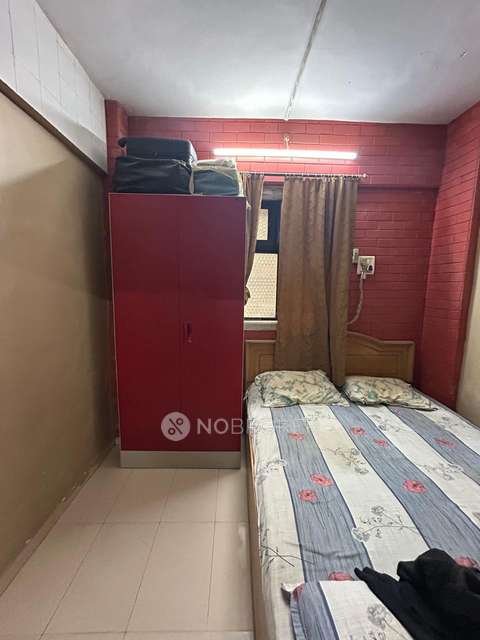 2 BHK Flat In Rishikesh Chs for Rent  In Malad West