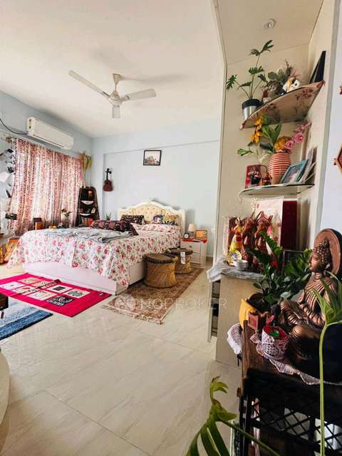 2 BHK Flat In White Cloud Apartment For Sale  In  Babusahib Palya