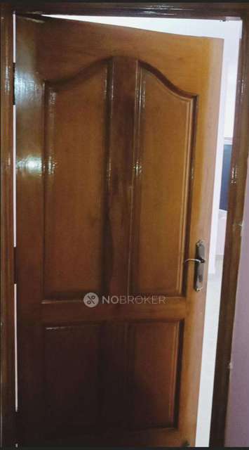 2 BHK Flat In Karan Apartments For Sale  In Mudichur