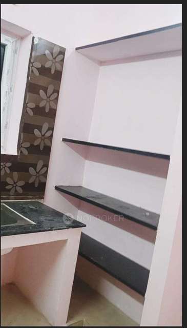 2 BHK Flat In Karan Apartments For Sale  In Mudichur