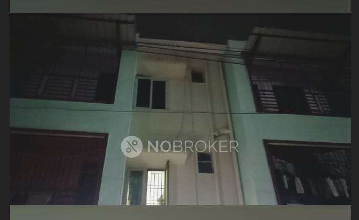 2 BHK Flat In Karan Apartments For Sale  In Mudichur