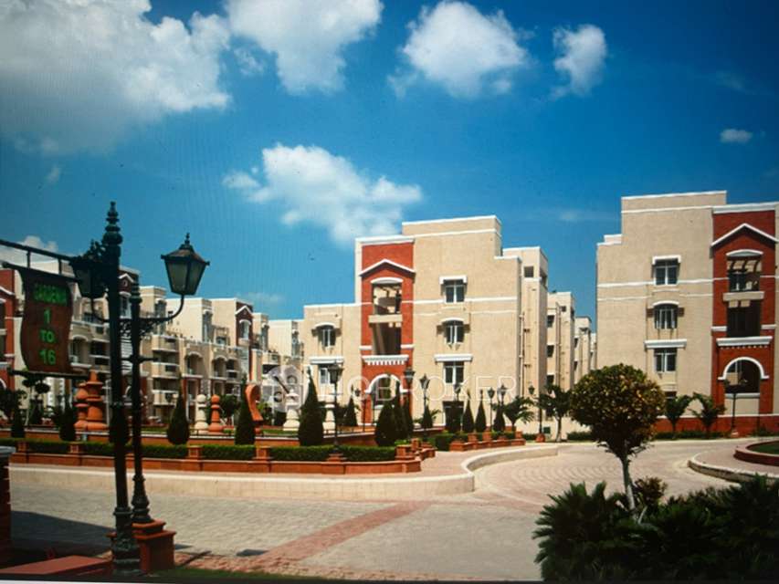 2 BHK Flat In Eldeco Green Meadows for Rent  In Sector Pi-1