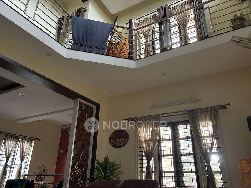 4+ BHK House For Sale  In Pillaganahalli